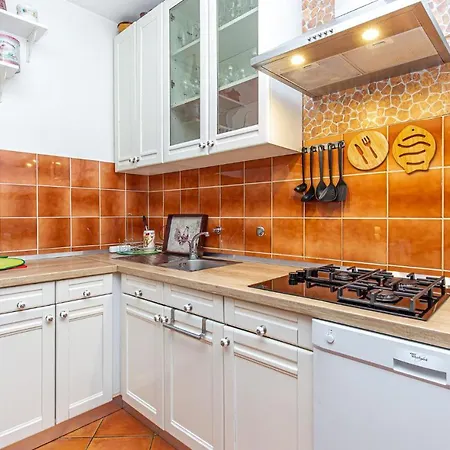Apartman Cozy In With Wifi Novi Vinodolski