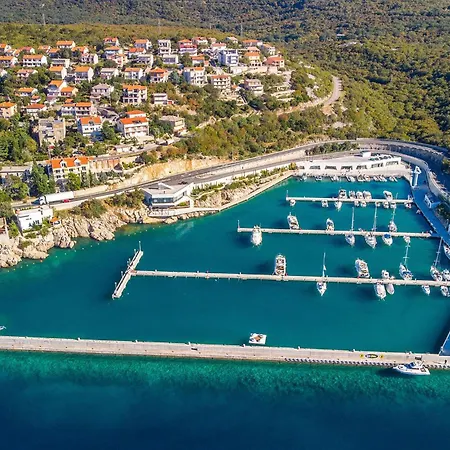 Pet Friendly * Novi Vinodolski